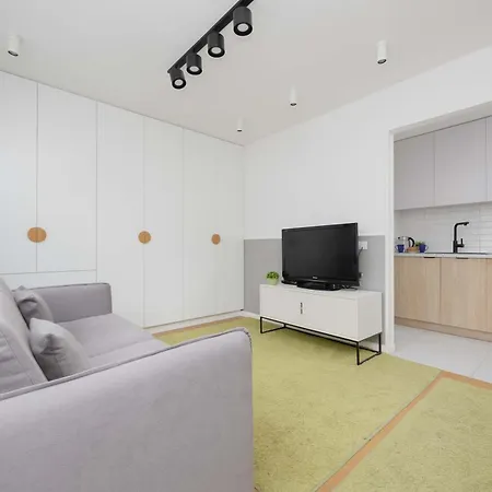 Apartamento With Balcony Near Metro By Renters