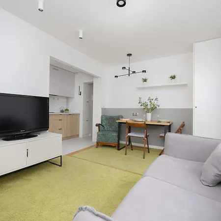 With Balcony Near Metro By Renters * Warszawa